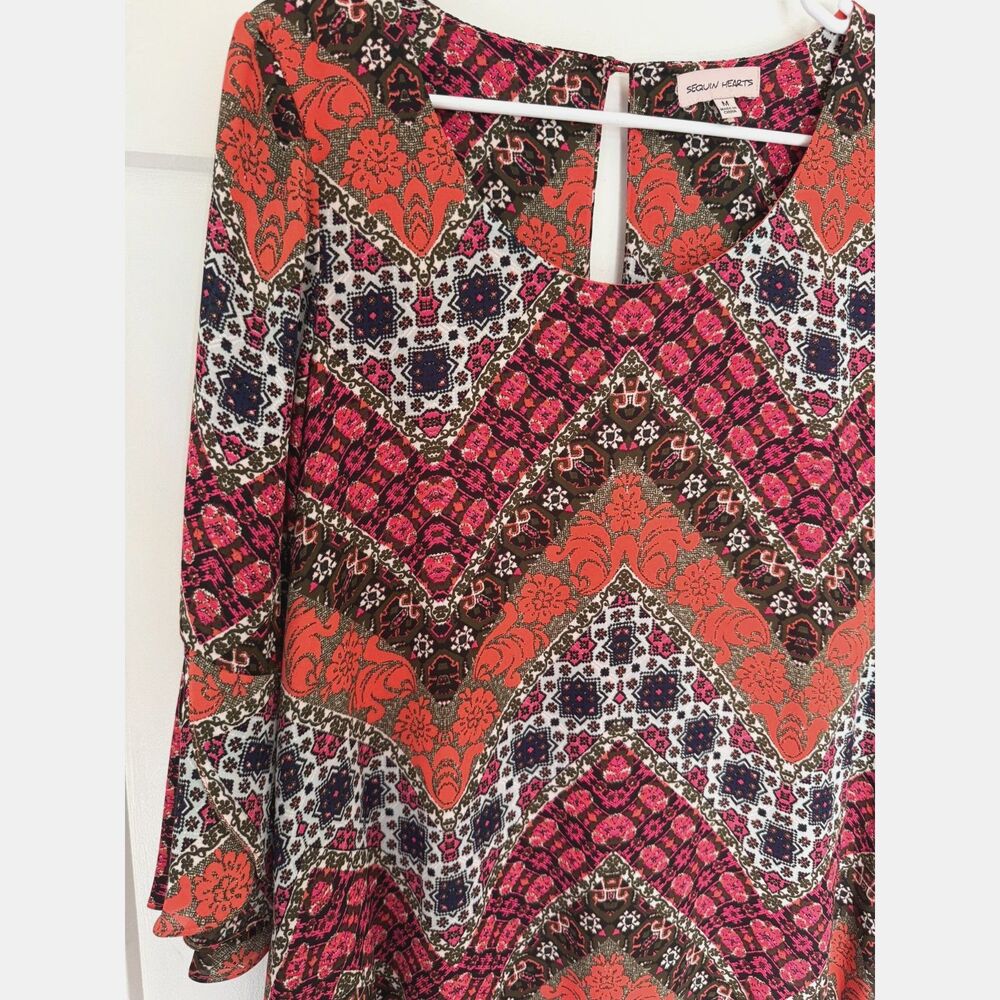 Sequin Hearts Womens Medium Chevron Geometric Print Bell Sleeve Shift Dress Boho